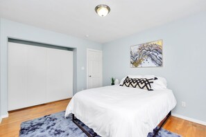 1 chambre, coffres-forts dans les chambres, bureau