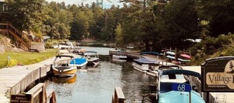 Retreat in the 1000 Islands -dock space -fire pit - hot tub/sauna - Adventure