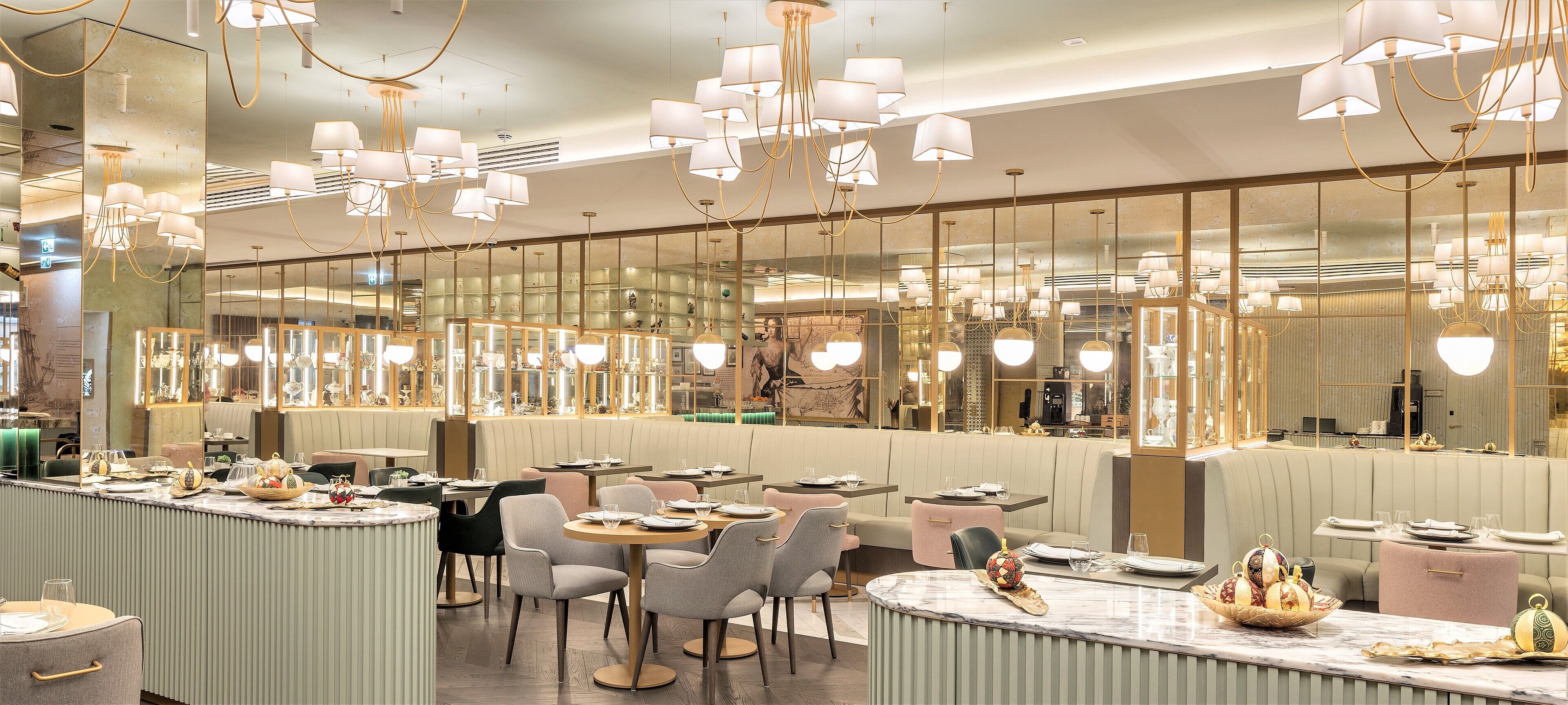 breakfast, lunch, dinner served; international cuisine