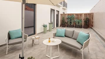 Suite, 1 King Bed, Terrace (Lapa) | Terrace/patio