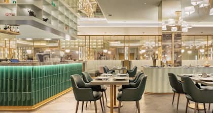 The Emerald House Lisbon, Curio Collection By Hilton