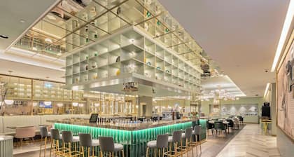 The Emerald House Lisbon, Curio Collection By Hilton