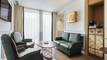 套房 (Emerald) | 迷你吧、房內夾萬、遮光窗簾/窗簾、熨斗/熨衫板