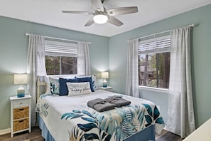 2 bedrooms, iron/ironing board, free WiFi, bed sheets