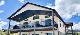 Beautiful Home Near Bear Lake Golf Course! Hot Tub & Pool Table! Ideal Beach Resort Access Included!