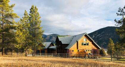 Stay where the wildlife play!