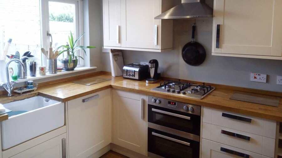 3-bed House, Sleeps 5, 5 min Walk From City Centre
