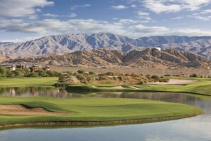 Golf - Desert Resort Getaway, Wyndham Indio - 2 BR - Pools, Golf, Spa + More! (Indio)