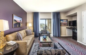 TV, ping pong - Desert Resort Getaway, Wyndham Indio - 2 BR - Pools, Golf, Spa + More! (Indio)