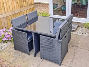 屋外ダイニングエリア