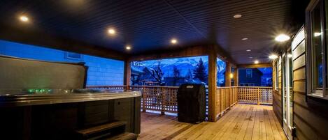 مغطس سبا خارجي