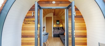 1 bedroom accommodation in Llanfair Caereinion