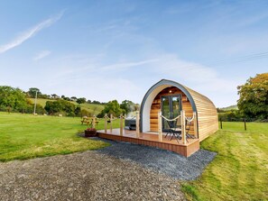 Terrace/patio - 1 bedroom accommodation in Llanfair Caereinion (Llanfair Caereinion)