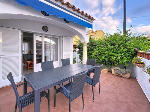 L'ESCALA House