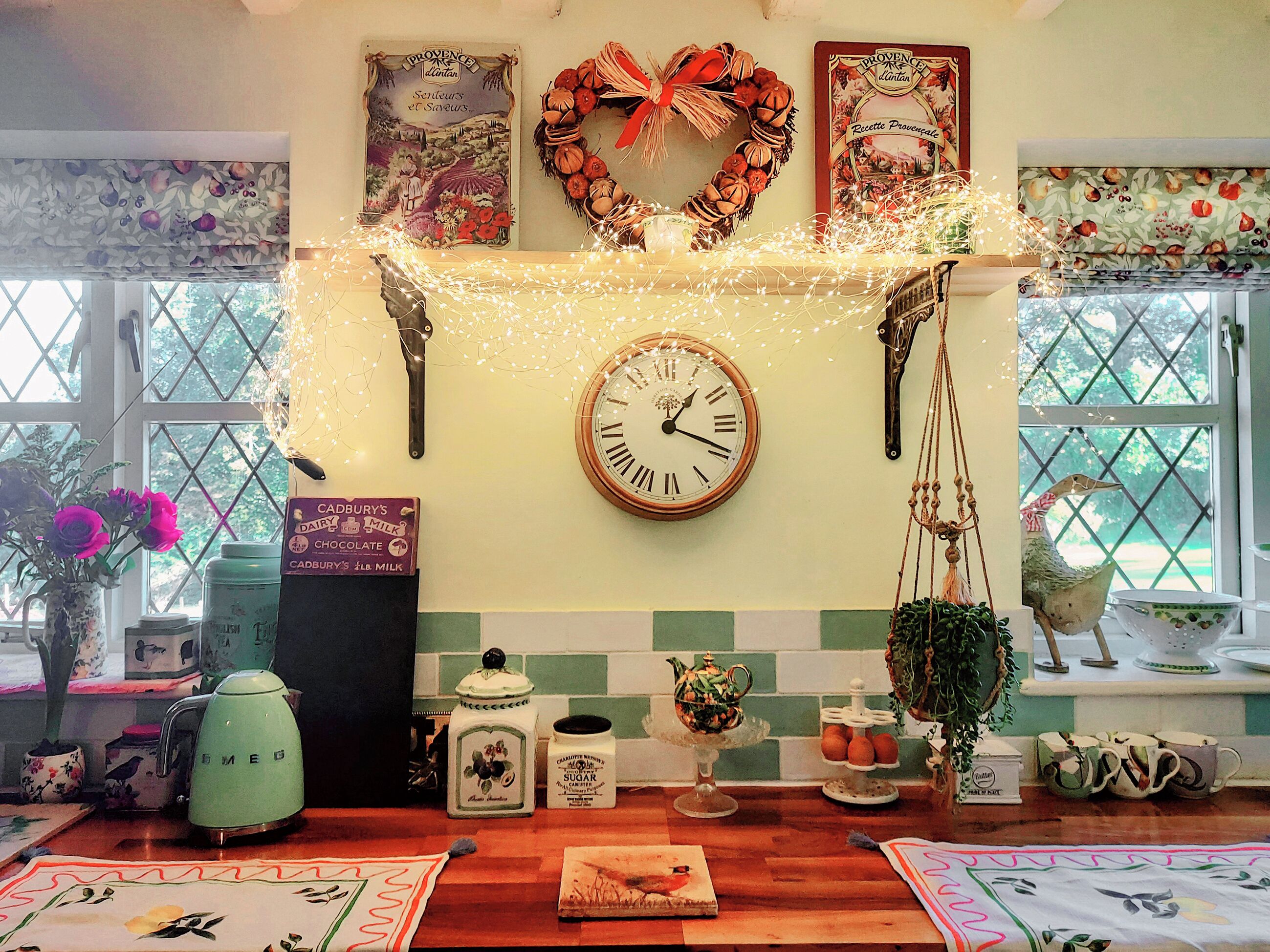 المنشأة من الداخل