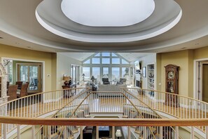 Interior - Save 15% July or August 2025* Amazing Hilton Head oceanfront home (Hilton Head Island)