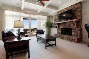 Smart TV - Gorgeous oceanfront beach home with private pool in Palmetto Dunes sleeps 22 (Hilton Head)