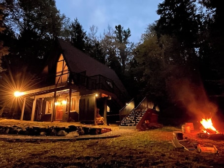 Exterior. Cozy Vermont A-frame on a quiet private road, minutes from Stratton. Enjoy year-round adventure, then unwind in the hot tub under the stars. Spacious, stylish, and perfect for groups seeking both relaxation and outdoor fun.