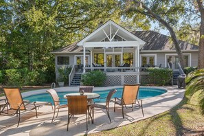 Pool - Spacious, 4 Bedroom/3 Bathroom Home in Private Pool Overlooking the Lagoon (Hilton Head Island)