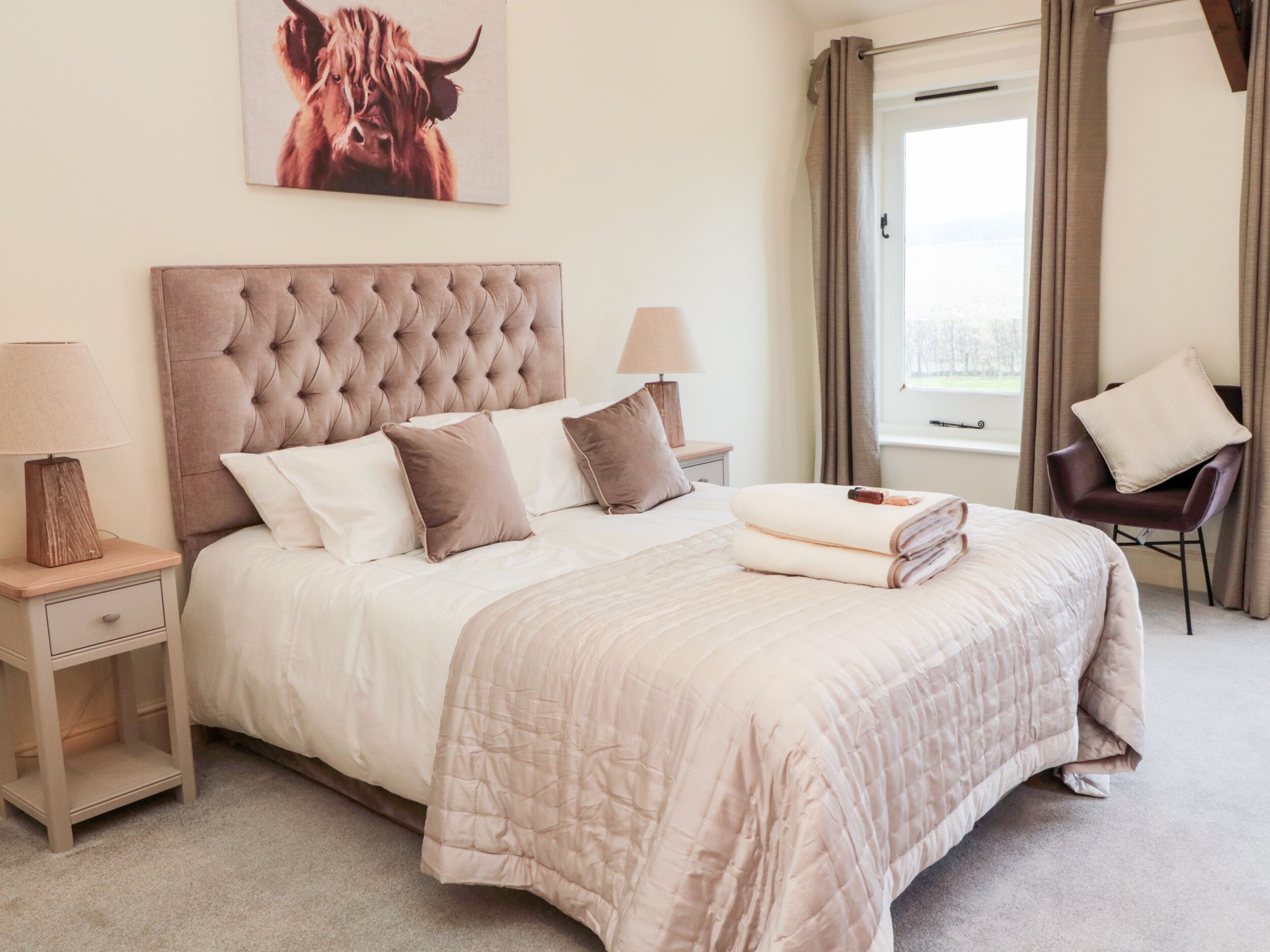 Cottage | 5 bedrooms, individually decorated, individually furnished, free WiFi