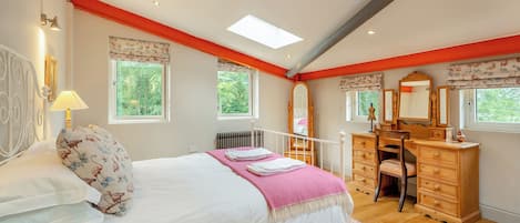 3 habitaciones, wifi gratis y ropa de cama