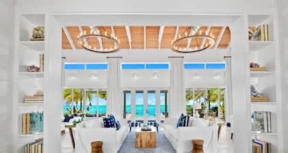 Ba Roos - Exuma's Dreamiest Lux Beach House/On the Beach w 350ft of Beachfront! 