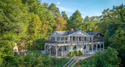 Breathtaking Lake & Mountain Views & Private Dock. Enjoyable Year Round!