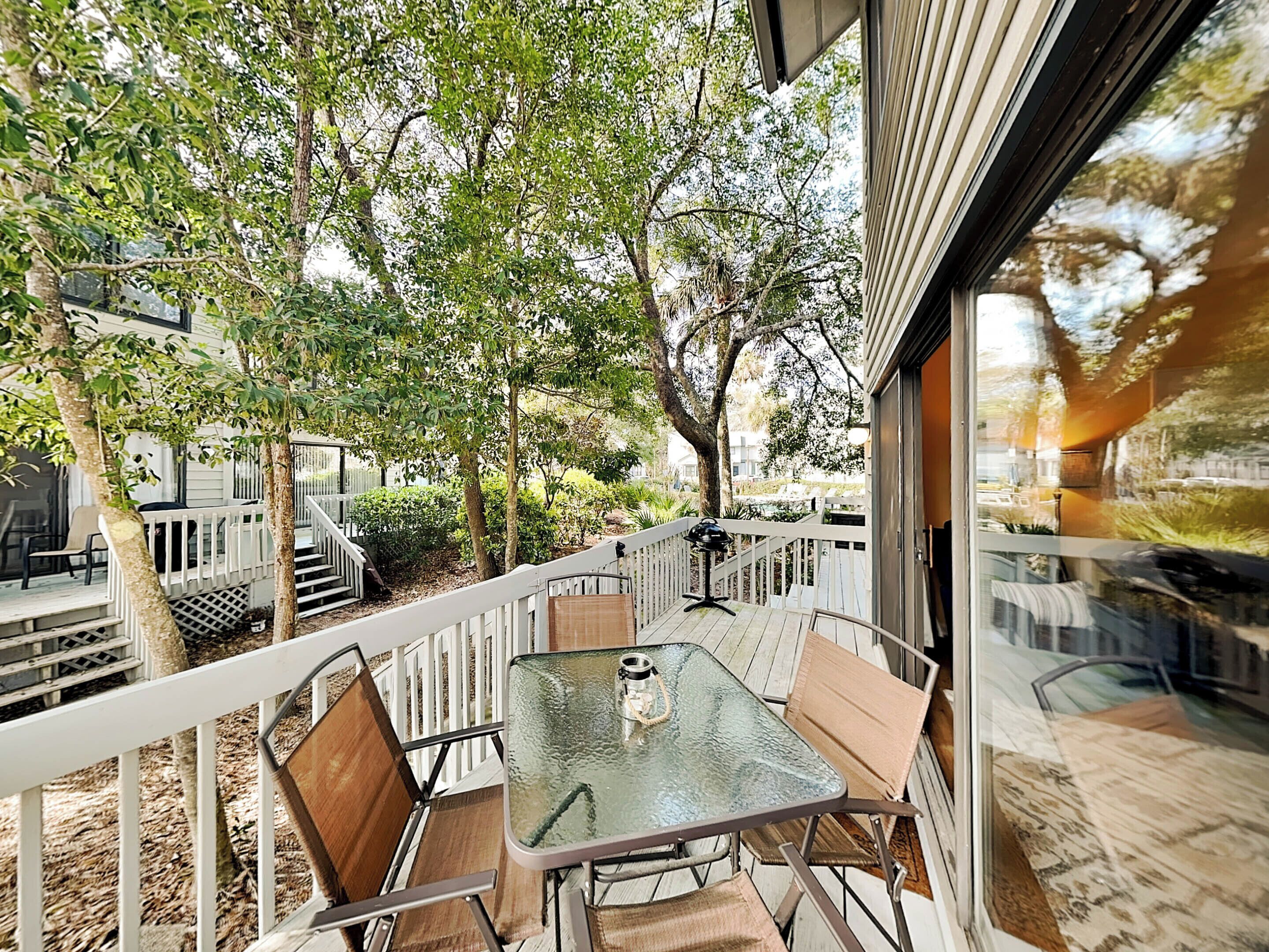 Condo, nhiều giường, ban công, quang cảnh hồ bơi (#53 - No Pets) | Khuôn viên nơi lưu trú