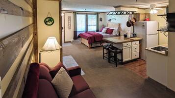 Smart TV, DVD player, music library, video library