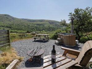 Chaumière | Baignoire à remous extérieure