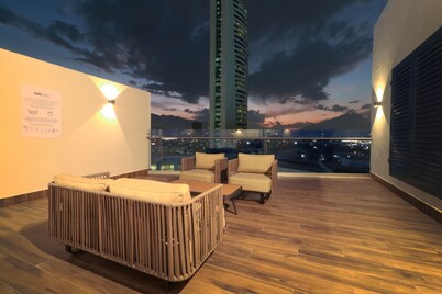 Holiday Inn Express Monterrey Fundidora by IHG
