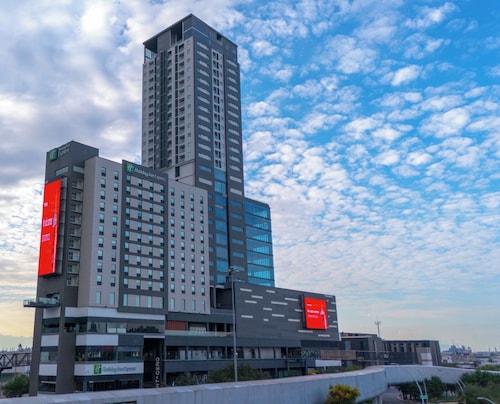 Holiday Inn Express Monterrey Fundidora by IHG
