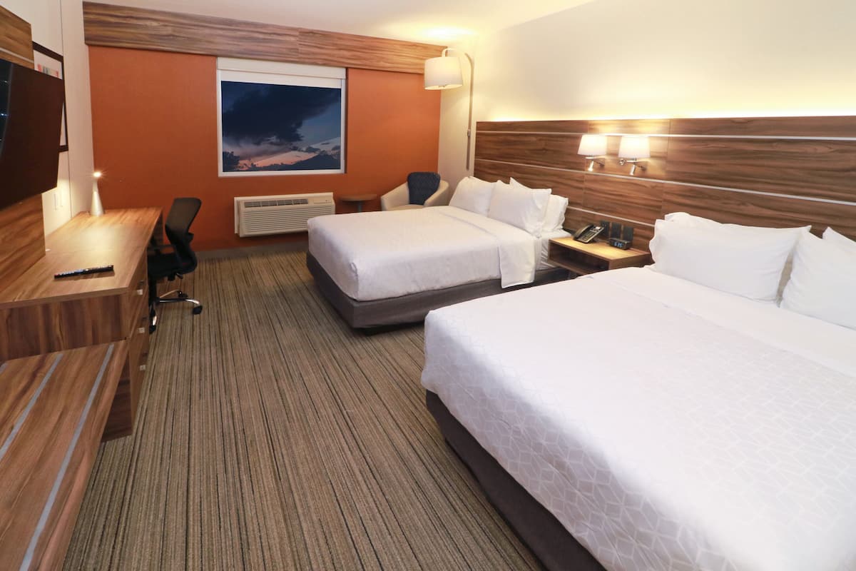 Standard Room, 2 Double Beds