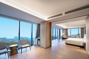 Room, 1 Bedroom, Mountain View (Hotspring) | Individually decorated, individually furnished, desk, laptop workspace