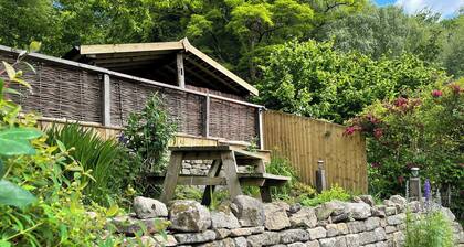 Alojamiento de 3 habitaciones en Midgehole, Hebden Bridge