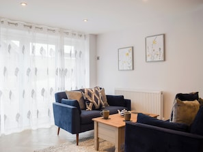 Living area - 2 bedroom accommodation in Bridgnorth and Ironbridge (Bridgnorth and Ironbridge)