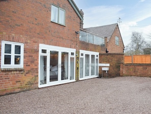 Exterior - 2 bedroom accommodation in Bridgnorth and Ironbridge (Bridgnorth and Ironbridge)