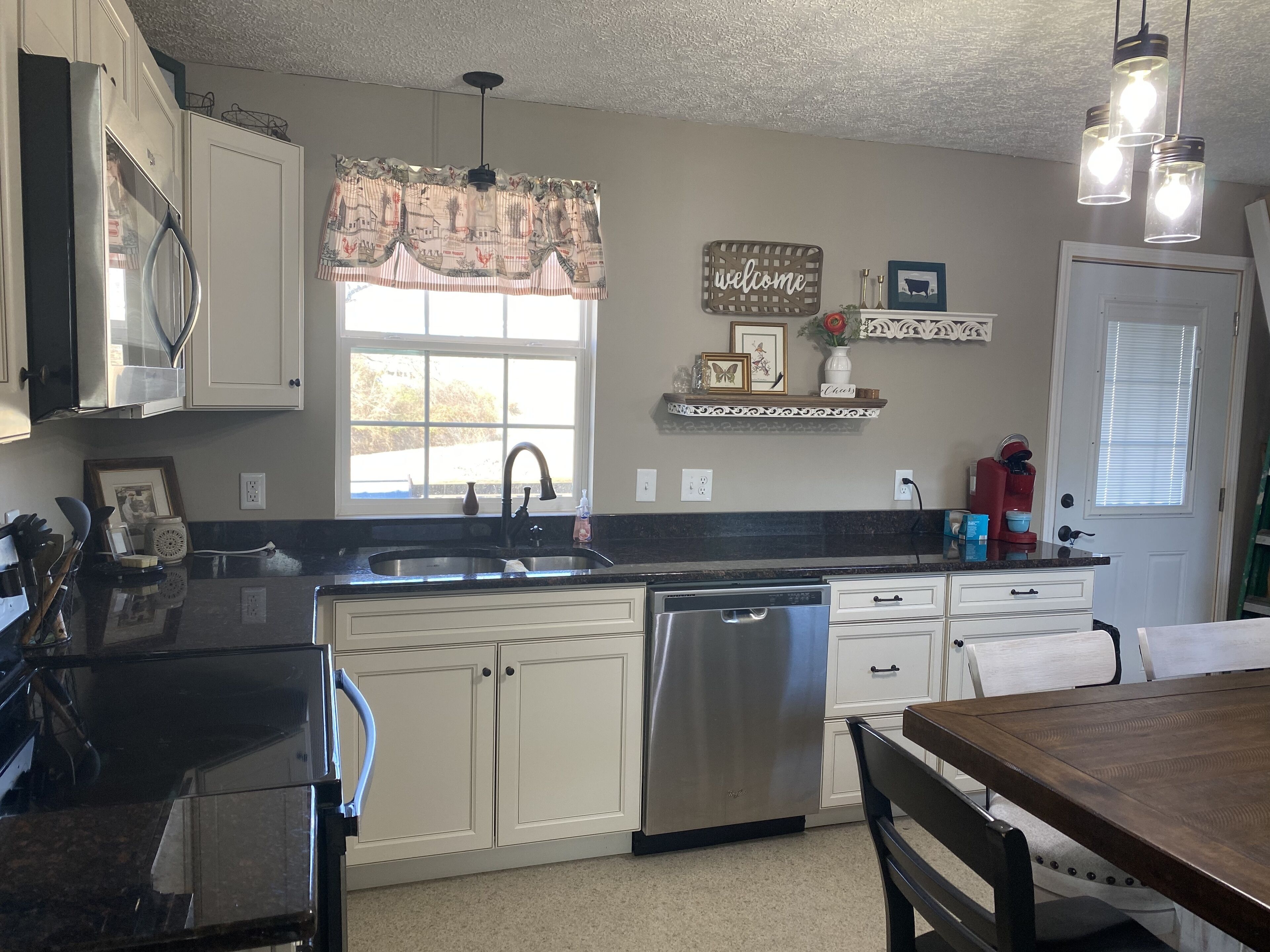 Microwave, oven, stovetop, dishwasher