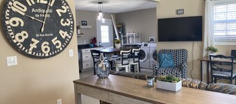 Bays Mountain Getaway Cottage 