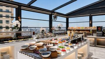 Daily buffet breakfast for a fee