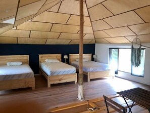 2 bedrooms, free WiFi, bed sheets - Alpaca Permaculture farm stay (Alausí)
