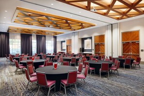 Ballroom - Embassy Suites by Hilton Atlanta Airport North (Hapeville)