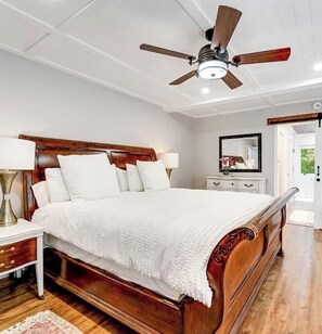 3 bedrooms, iron/ironing board, travel crib, free WiFi