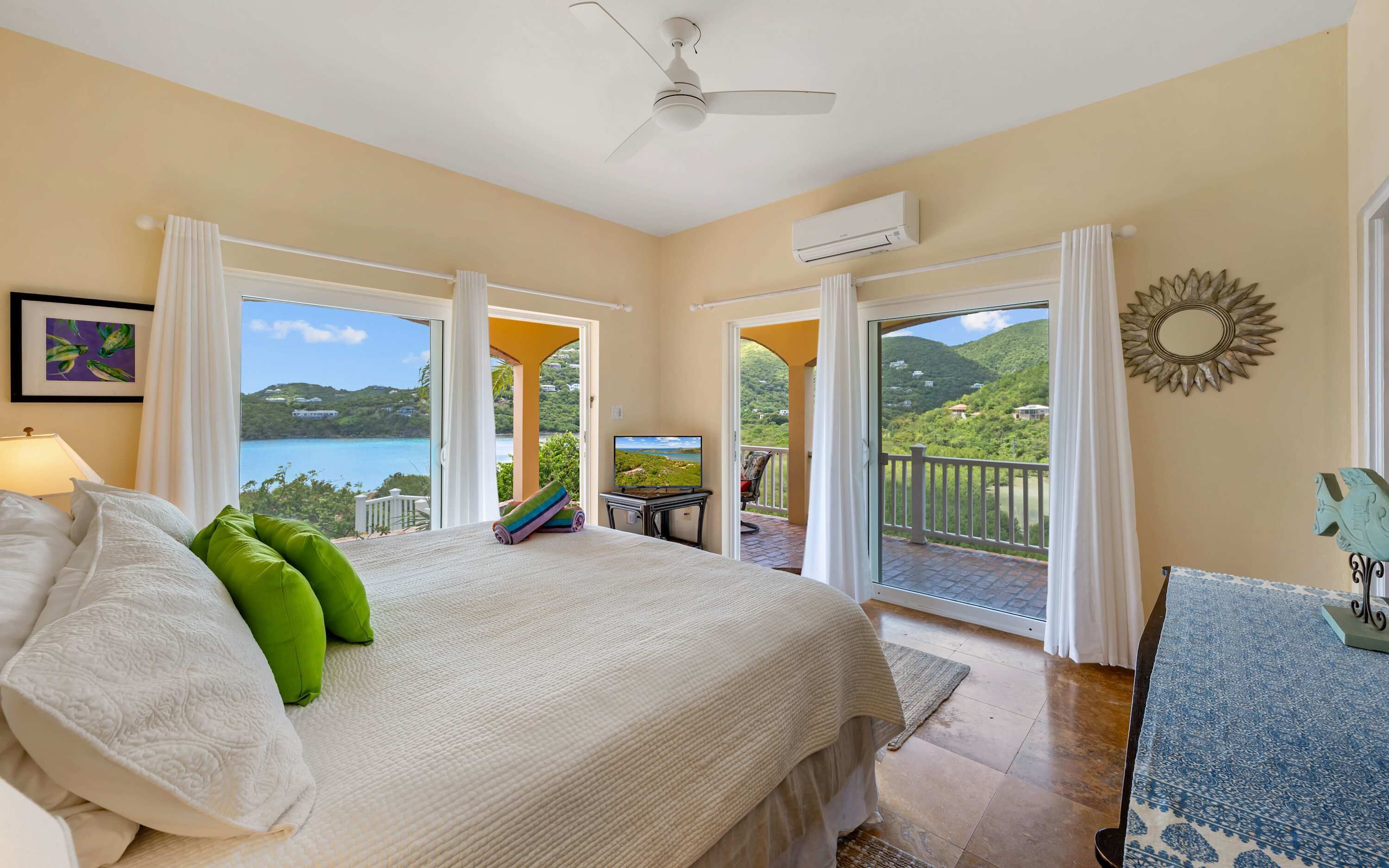 Elysium Villa | Secluded Ocean Views, Private Pool - セント・ジョン島