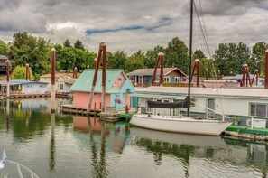 Marina