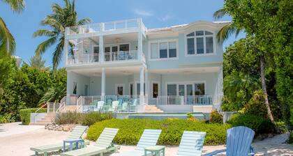 Bay Beach by Florida Keys Luxury Rentals
