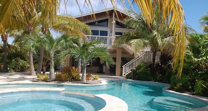 Cukoos Nest by Florida Keys Luxury Rentals