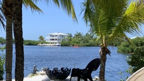 Beach - Cukoos Nest by Florida Keys Luxury Rentals (Key Largo)