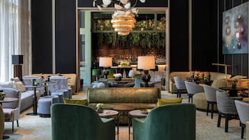 2 bars/lounges, lobby lounge, rooftop bar