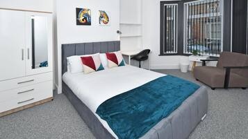 Kamar Double Standar, kamar mandi umum, pemandangan kota | 1 kamar tidur